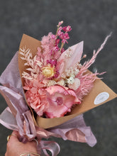 Load image into Gallery viewer, Small Preserved Bouquet
