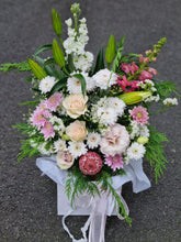Load image into Gallery viewer, Pastel Posy Bag Arrangement