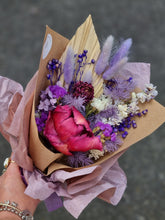 Load image into Gallery viewer, Small Preserved Bouquet