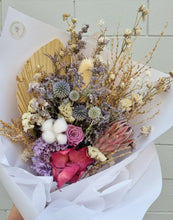 Load image into Gallery viewer, Wild Dried Bouquet
